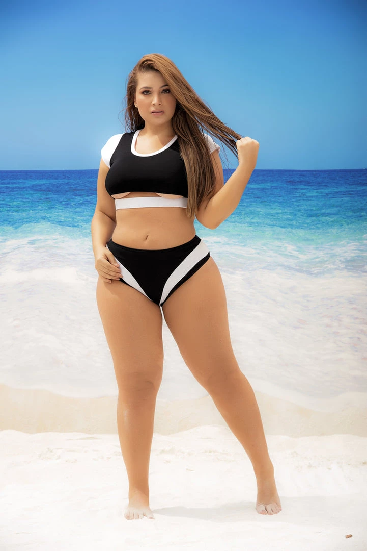 Mapalé Plus Size Black And White Sporty Two Piece 1 Mapalé Plus Size Black And White Sporty Two Piece