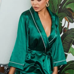 Roma Costume Elegant Green Satin Robe Lingerie