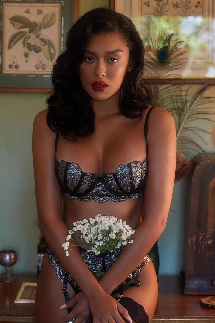 Roma Costume Metallic Lace Bra And Garter Set Bra Sets 4 Roma Costume Metallic Lace Bra And Garter Set Bra Sets