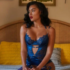 Roma Costume Embroidered Lace And Satin Bustier Corsets