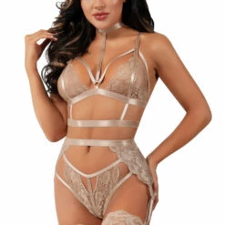 Starline Costume Ms. Rebel Bralette & Garter Set