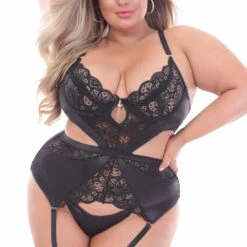 Seven Till Midnight Plus Size Starstruck Bustier
