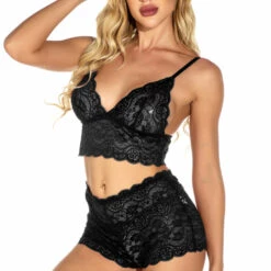 3WISHES Plus Size Lovely Lace Bralette Set