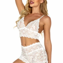 3WISHES Plus Size Lovely Lace Bralette Set
