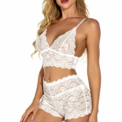 3WISHES Plus Size Lovely Lace Bralette Set
