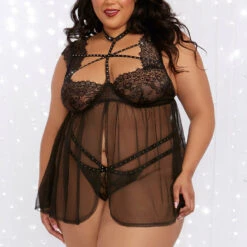 Dreamgirl Plus Size Velvet And Lace Harness Babydoll